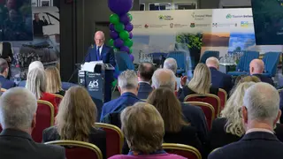 Image via Flying in Ireland