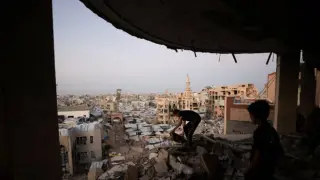 Image via Asharq Al-Awsat
